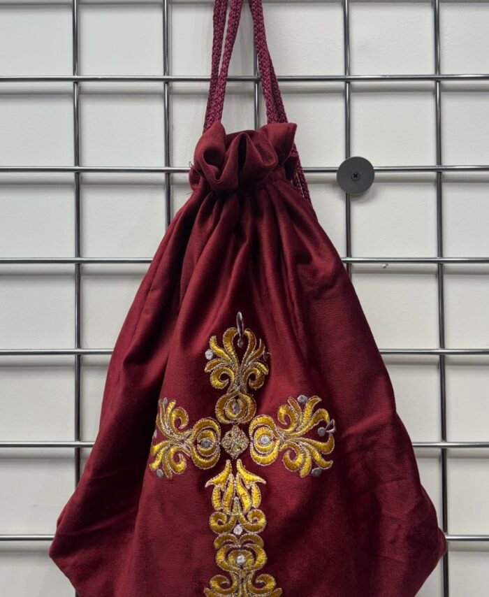 Cross Back-bag (sports): A Beautiful Carrier for Your Liturgical Garment