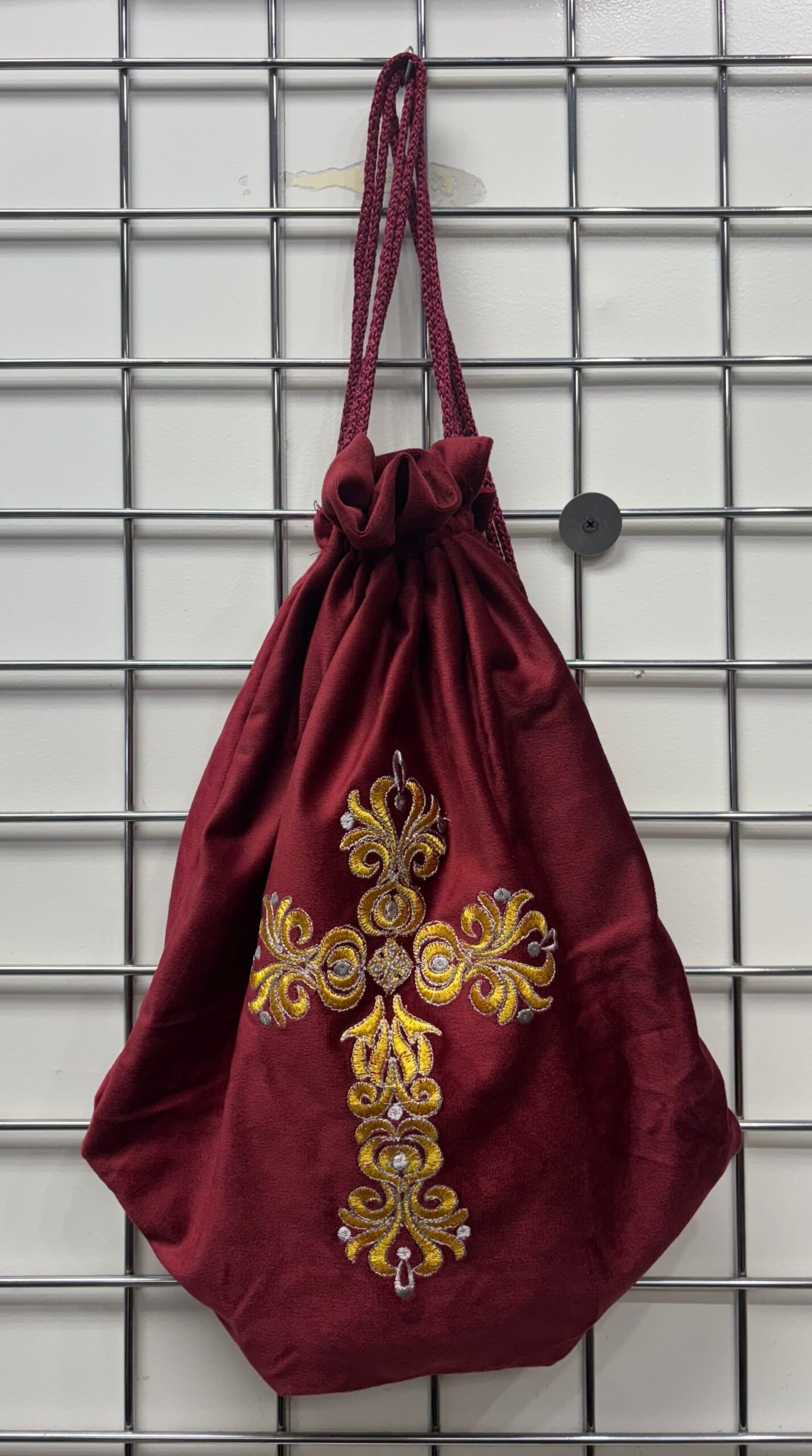 Cross Back-bag (sports): A Beautiful Carrier for Your Liturgical Garment